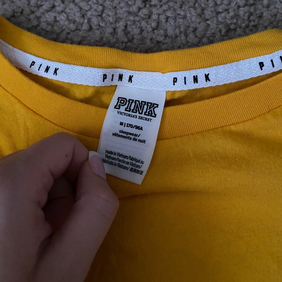 yellow pink vs tee - Picture 3 of 3